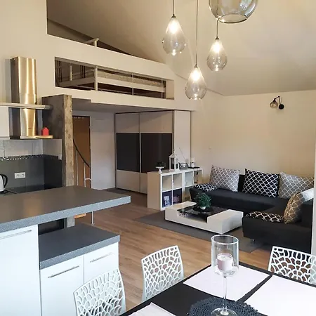 Perlowy 2 - Z Antresola I Widokiem - Dream *