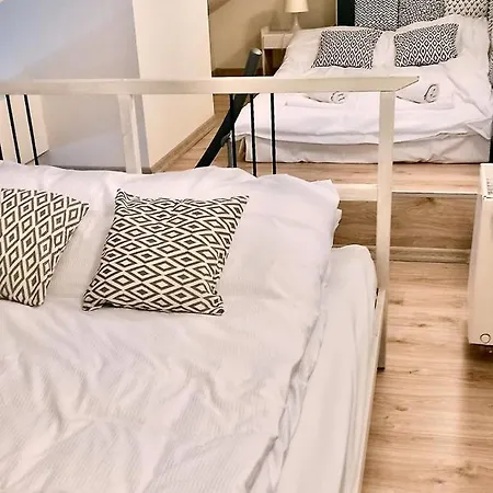 Apartment Perlowy 2 - Z Antresola I Widokiem - Dream